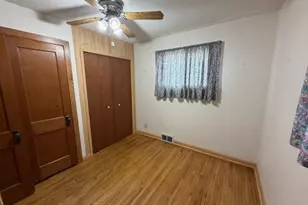 611 S Swift Ave, Litchfield, MN 55355 - Photo 5