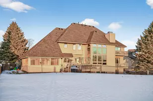 7041 Kenmare Dr, Bloomington, MN 55438 - Photo 95