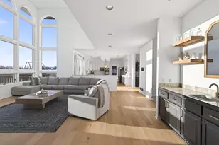 7041 Kenmare Dr, Bloomington, MN 55438 - Photo 23