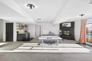 7041 Kenmare Dr, Bloomington, MN 55438 - Photo 75