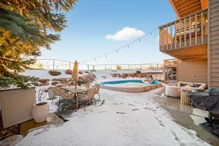 7041 Kenmare Dr, Bloomington, MN 55438 - Photo 89