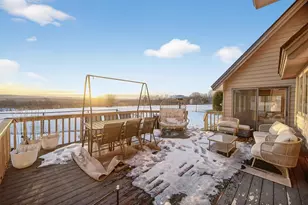 7041 Kenmare Dr, Bloomington, MN 55438 - Photo 99