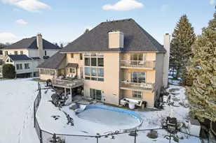 7041 Kenmare Dr, Bloomington, MN 55438 - Photo 113