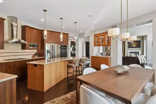 15 Queensland Ln N, Plymouth, MN 55447 - Photo 7