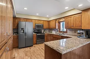 3625 Rosewood Ln N, Plymouth, MN 55441 - Photo 13