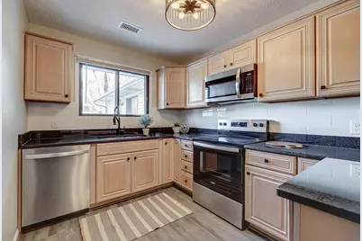 4275 Centerville Road, Vadnais Heights, MN 55127 - Photo 11