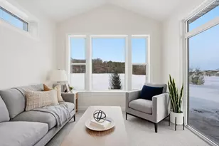 25360 Farmstead Ln, Wyoming, MN 55092 - Photo 7