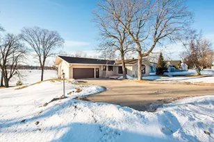 1808 E Lake Geneva Rd NE, Alexandria, MN 56308 - Photo 5