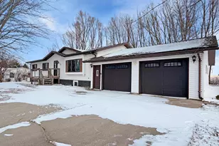 509 Summer Ln, Lakefield, MN 56150 - Photo 1