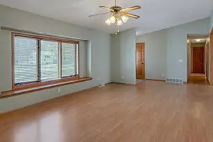 509 Summer Ln, Lakefield, MN 56150 - Photo 7