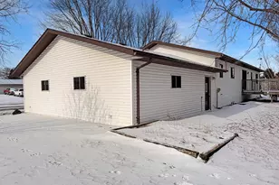 509 Summer Ln, Lakefield, MN 56150 - Photo 3