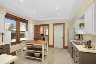 440 Hamline Ave S, Saint Paul, MN 55105 - Photo 13