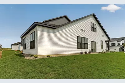 2730 Bentgrass Road NW, Rochester, MN 55901 - Photo 3