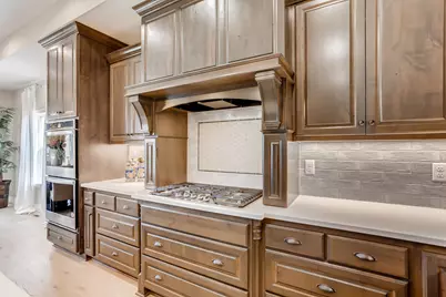 4311 Deere Trail, Chaska, MN 55318 - Photo 7