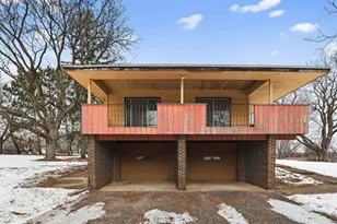 8730 Summit Dr, Eden Prairie, MN 55347 - Photo 25