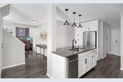 2572 Lockwood Drive #68, Mendota Heights, MN 55120 - Photo 7