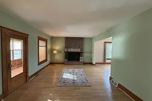 135 E Snelling Ave, Appleton, MN 56208 - Photo 7