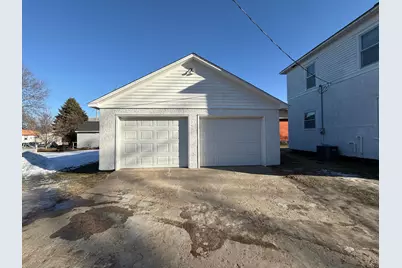 135 E Snelling Avenue, Appleton, MN 56208 - Photo 3