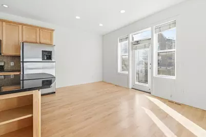 325 W River Parkway #104, Minneapolis, MN 55401 - Photo 11