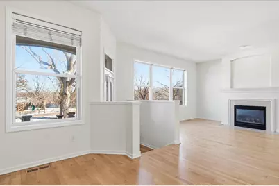 325 W River Parkway #104, Minneapolis, MN 55401 - Photo 3