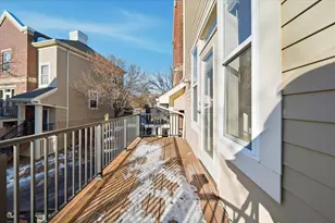 325 W River Pkwy, Minneapolis, MN 55401 - Photo 13