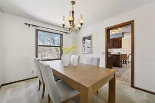 5942 Fairwood Ln, Minnetonka, MN 55345 - Photo 7