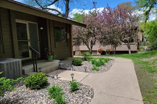 165 Birnamwood Dr, Burnsville, MN 55337 - Photo 31