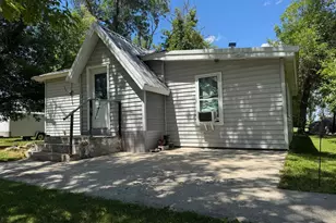 40149 181st St, Wannaska, MN 56761 - Photo 1