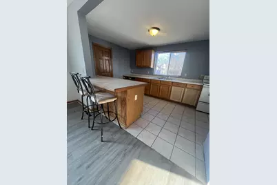 226 S Hampton Street, Fairmont, MN 56031 - Photo 5