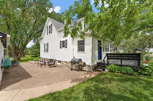 37320 Oriole Ave, Lindstrom, MN 55045 - Photo 5