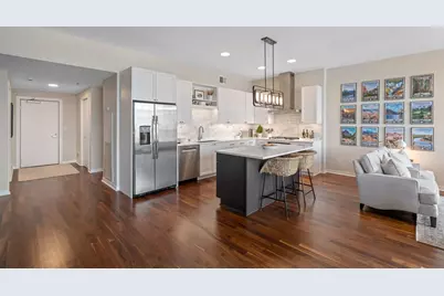 1240 S 2nd St #924, Minneapolis, MN 55415 - Photo 5