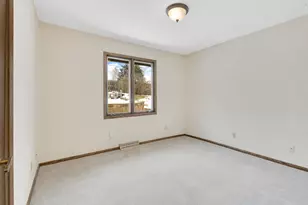 14101 Garden View Ct, Apple Valley, MN 55124 - Photo 31