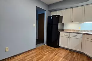 2455 Londin Ln E, Maplewood, MN 55119 - Photo 5