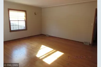 618 7th Street SW, Willmar, MN 56201 - Photo 7