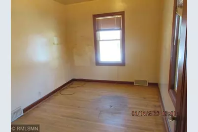 618 7th Street SW, Willmar, MN 56201 - Photo 13