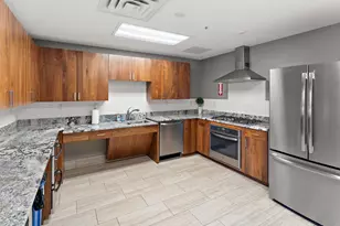 1240 S 2nd St, Minneapolis, MN 55415 - Photo 45