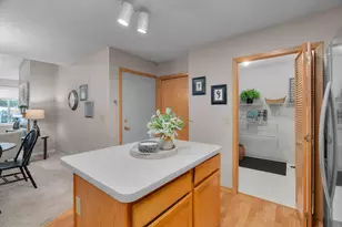 9909 Tamarack Cove, Woodbury, MN 55125 - Photo 17