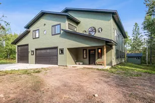 417 Elk St, Duluth, MN 55803 - Photo 1