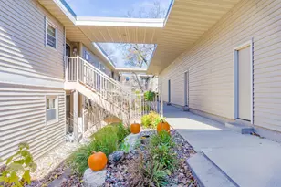 110271 Village Rd, Chaska, MN 55318 - Photo 3