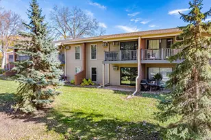 110271 Village Rd, Chaska, MN 55318 - Photo 7