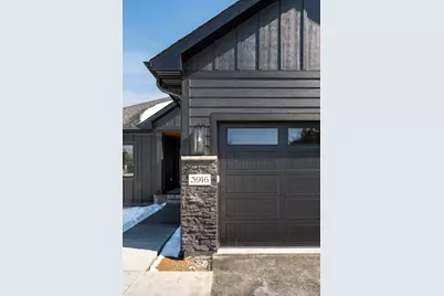 3916 McMenemy Street, Vadnais Heights, MN 55127 - Photo 5