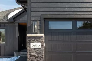 3916 Mcmenemy St, Vadnais Heights, MN 55127 - Photo 5