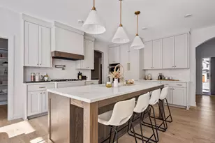 3916 Mcmenemy St, Vadnais Heights, MN 55127 - Photo 15