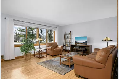 10042 Irwin Circle, Bloomington, MN 55437 - Photo 5