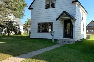 319 4th St NW, Aitkin, MN 56431 - Photo 1