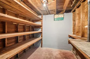 301 W Oakland Ave, Austin, MN 55912 - Photo 23