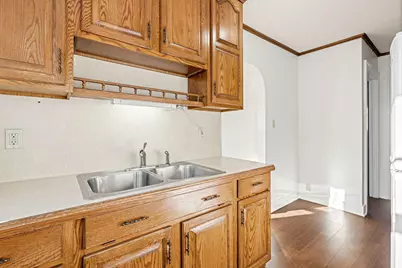 301 W Oakland Avenue #5, Austin, MN 55912 - Photo 9