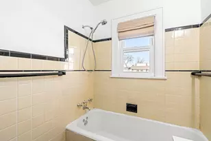 301 W Oakland Ave, Austin, MN 55912 - Photo 15