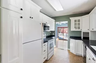 223 SW 5th St, Brainerd, MN 56401 - Photo 13