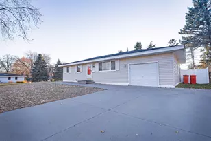 8556 Rich Ave S, Bloomington, MN 55437 - Photo 19